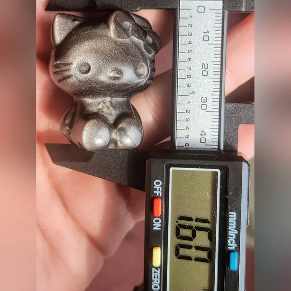 Silver Sheen Obsidian Hello Kitty Crystal Carving HK Sanrio - Picture 7 of 7
